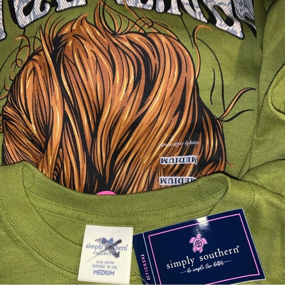 NWT Simply Southern green messy bun don’t care long sleeve t-shirt M - Picture 5 of 6